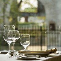 Manitoba Club Through the Years, Fort Garry Gate (David Lawless)